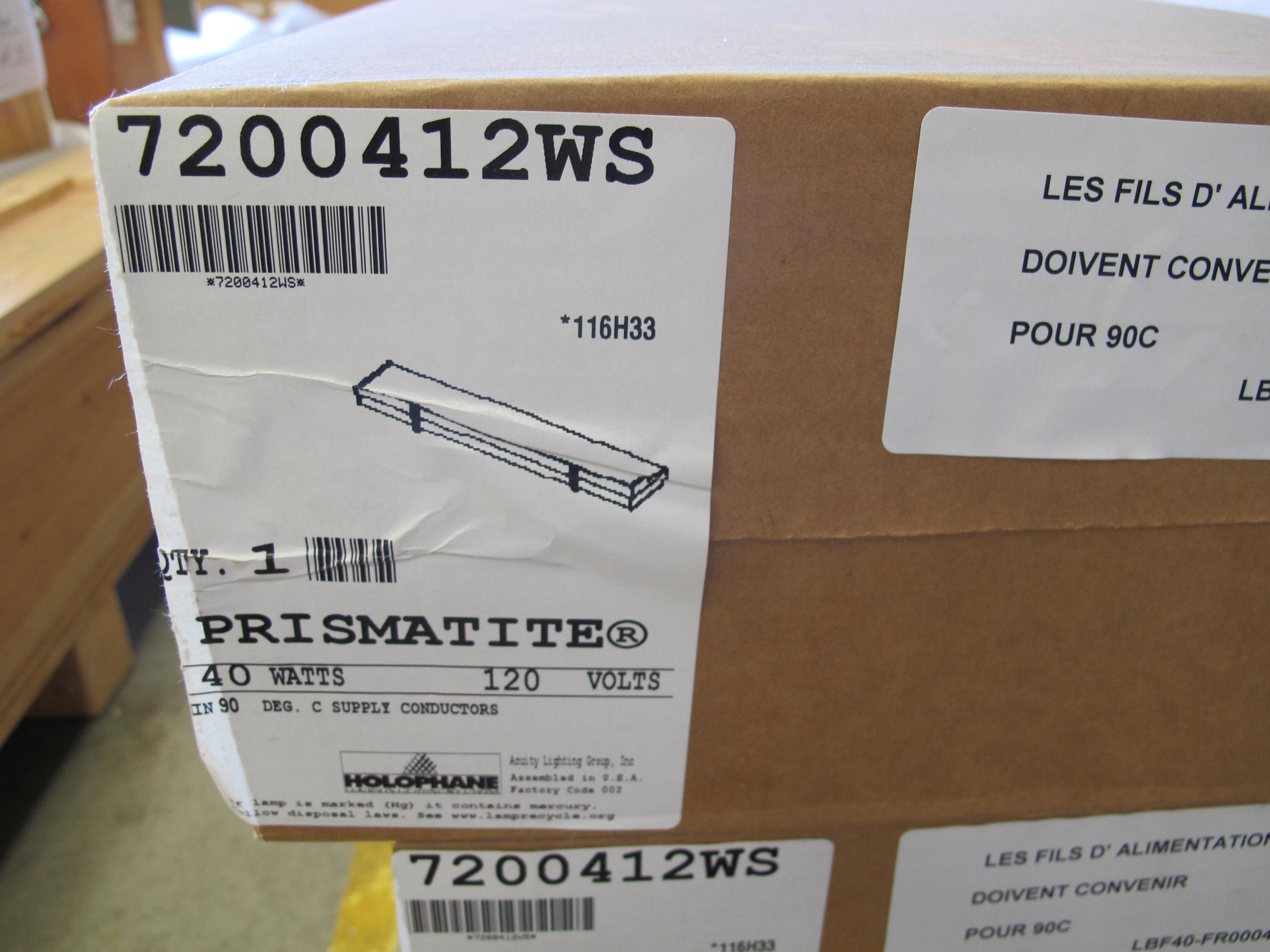 LOT (6) FIXTURES, LIGHTING TYPE, 120VAC VOLT, 4 FOOT LAMP, 40 (2 LAMP) WATT. (2) LAMP, ROUGH SERVICE, ENCLOSED AND GASKETED, WITH LOW BRIGHTNESS PRISMATIC ACRYLIC LENS (W-44) LOADING & HANDLING FEE $15-